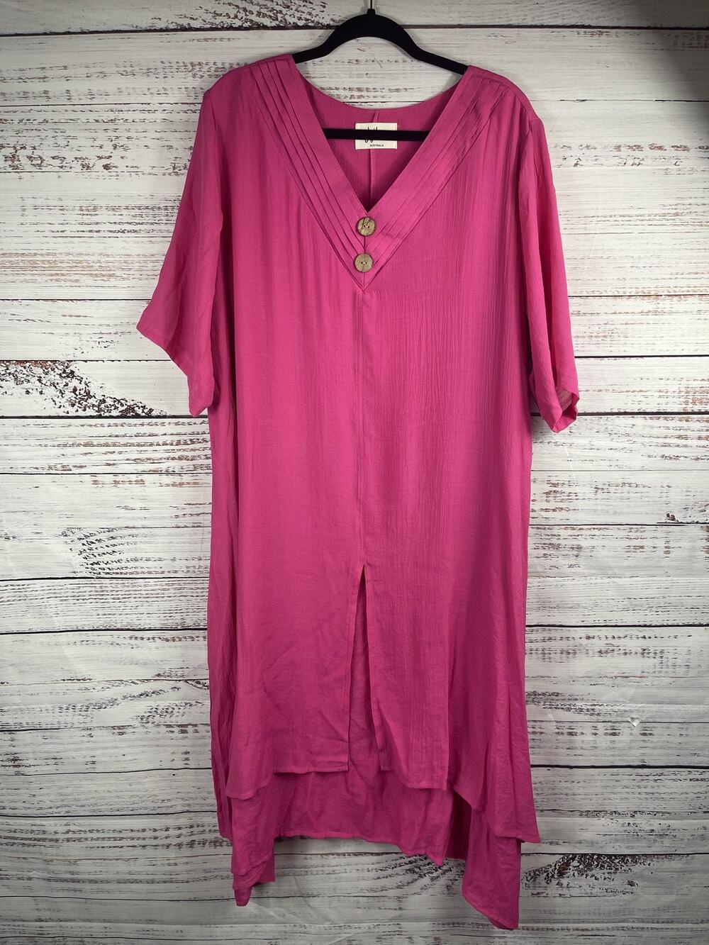 La Mode Australia 22 US18 Pink V Neck Cotton Blend Short Sleeve Asymetrical Hem